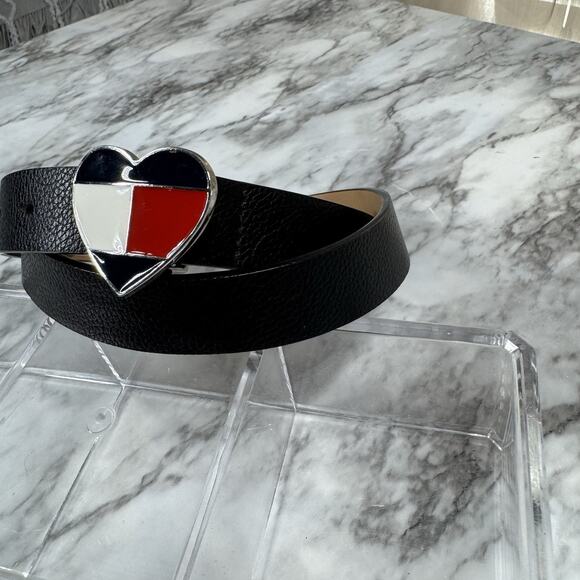 Tommy Hilfiger Womens Small Heart Logo Buckle Black Faux Leather Belt - Picture 5 of 16